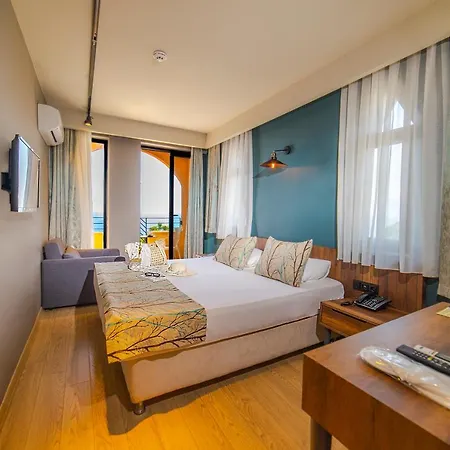 Nebilux Hotel 2*